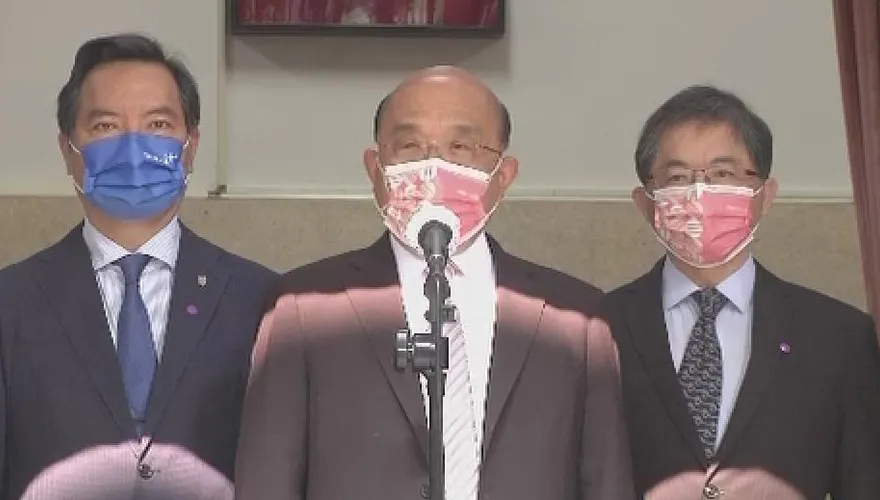 蘇貞昌急了？改行程陪總統　否認陷「閣揆保衛戰」
