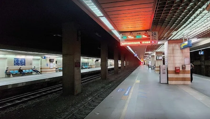 曾喊無法克服壓力！某明星高中生急墜軌道「卡車底亡」　最後求救貼文曝光