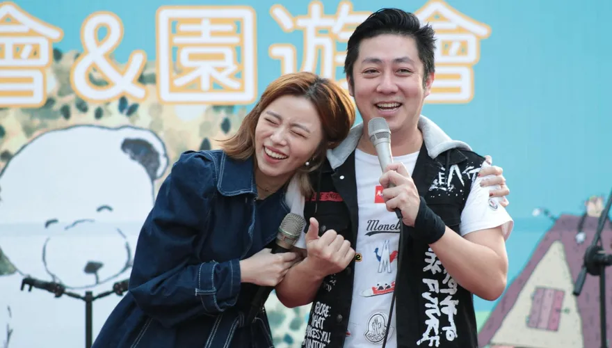 王瞳「帶艾成骨灰」回馬度蜜月…心碎55天「終公開露面」！親吐心聲：悲傷變作力量