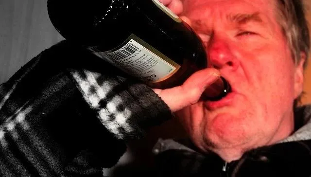喝酒臉紅「代謝差」　相較這些人更容易食道癌！