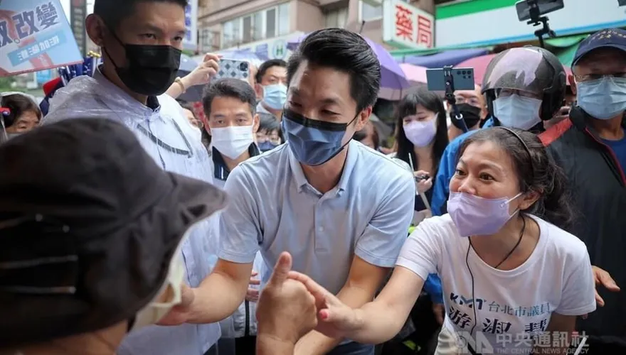 深蹲免費搭公車　蔣萬安：鼓勵運動兼減碳