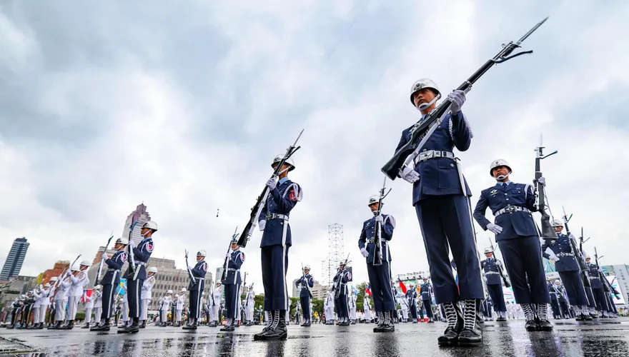 基地開放三軍樂隊演奏日本軍樂　有討論改進空間