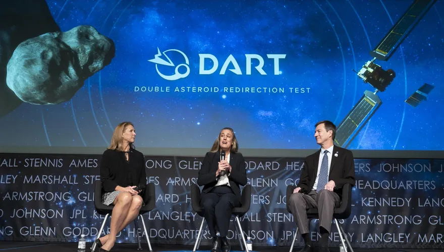雙小行星改道測試正式成功！NASA署長宣：「行星防禦以及人類歷史的分水嶺時刻」