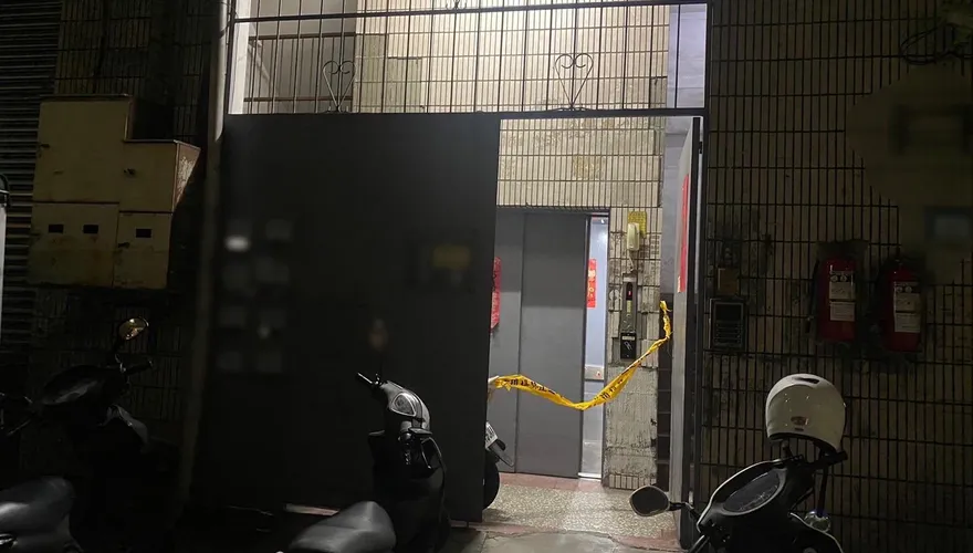 真的喝茫了！出租雅房爆兇殺案？男子腹部刺傷倒臥血泊…醒來換警方傻了
