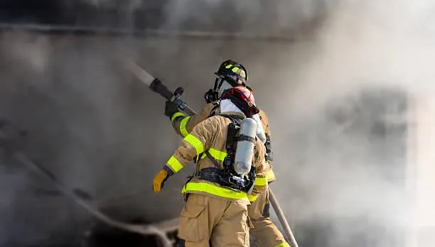 疑瓦斯氣爆…西班牙餐廳爆炸！7人送醫搶救中