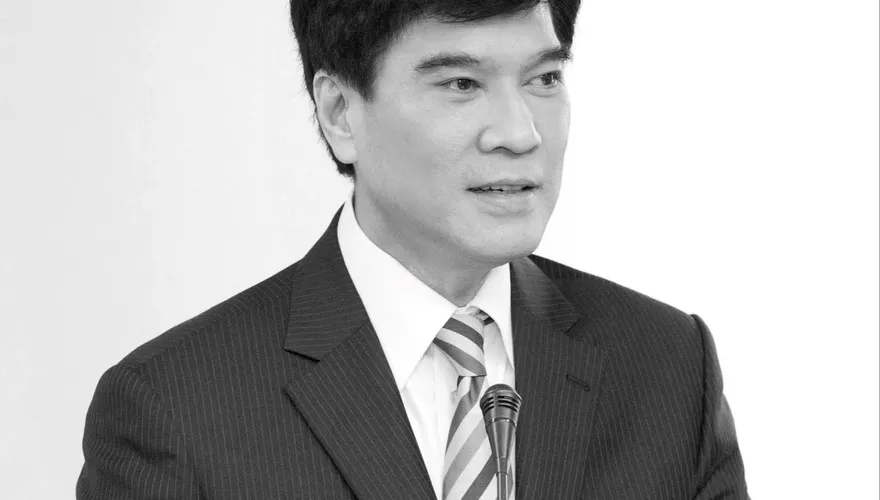 黃義交墜樓驟逝！女兒曝「心情轉折點」生前狀態欠佳…淚訴：數天前吃飯沒異狀