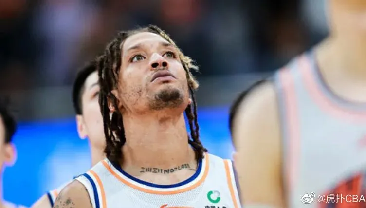 唱國歌你動什麼動！CBA外援「未肅立致敬」挨罰　吃下4.4萬罰單