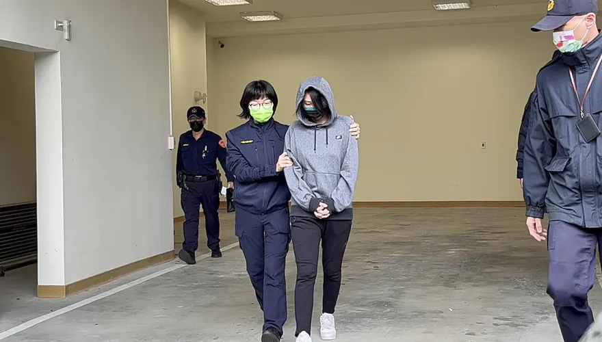 殺警鴛鴦入監！審判中結婚生雙寶　允賠650萬刑期僅8年