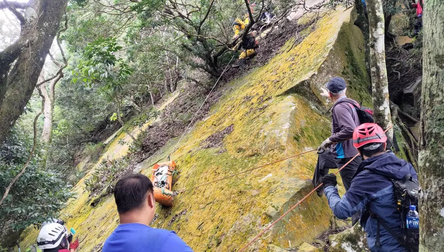 影/找到遺體了！桃園6旬男獨攀「神仙縱走」墜150公尺山谷亡