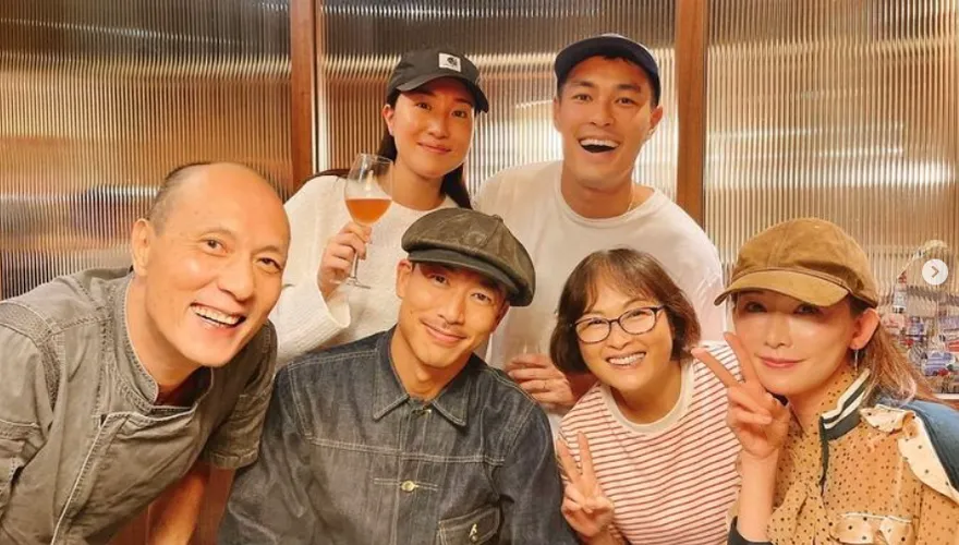 林志玲、AKIRA現身信義區餐廳！「楊祐寧爸竟未認出她」　經典事件曝光網笑翻