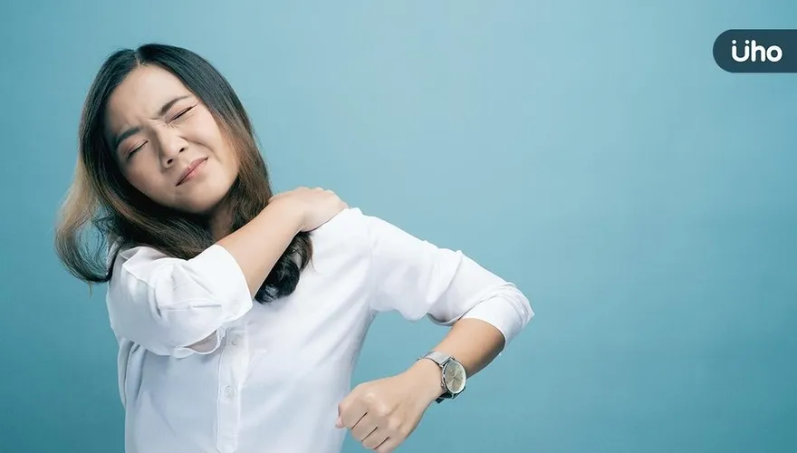 做家事、抱小孩、提重物讓你累了嗎？　小心「肩肌撕裂」！