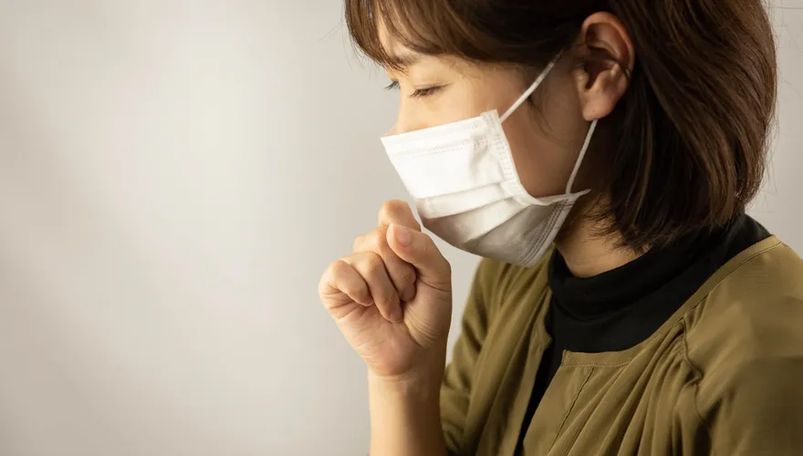 「咳嗽」嚴重恐致肺癌　中醫曝：這些東西不能吃