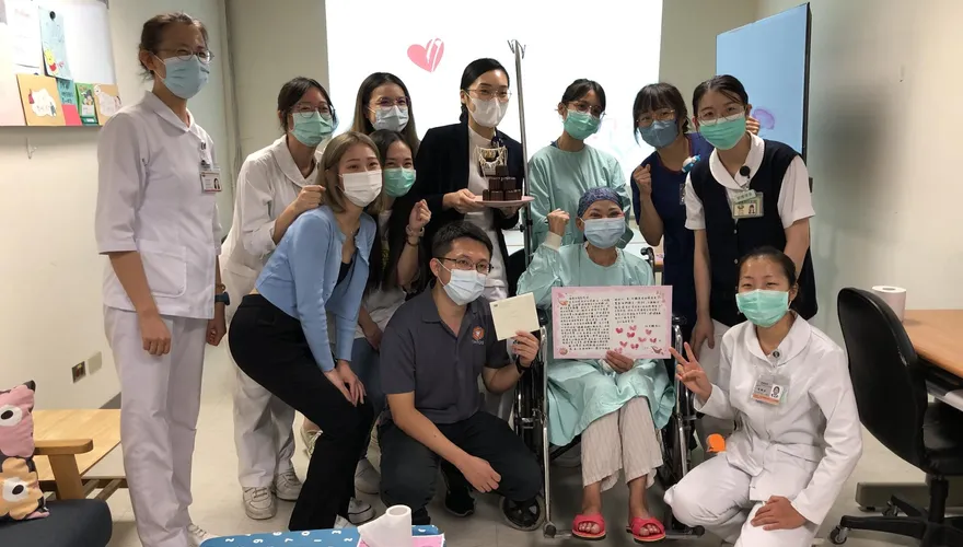 「急性骨髓性白血病」病婦挺過二次骨髓移植！臺中慈濟醫院慶重生