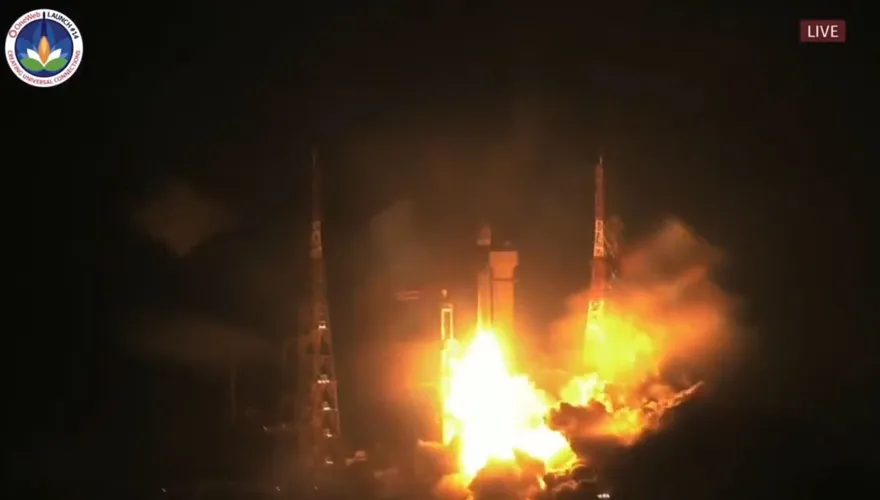 印度火箭成功載送36枚寬頻衛星上太空！創下多項新紀錄