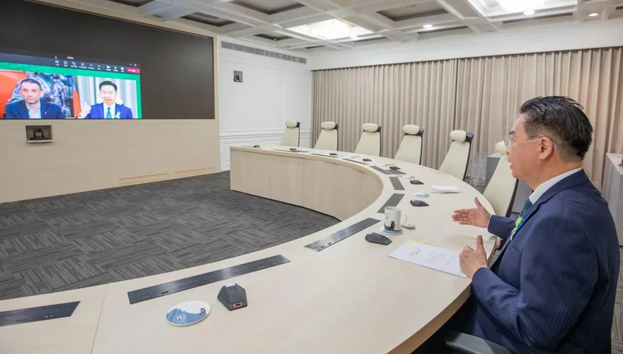 吳釗燮接受烏克蘭電視台視訊訪問　承諾戰後協助重建