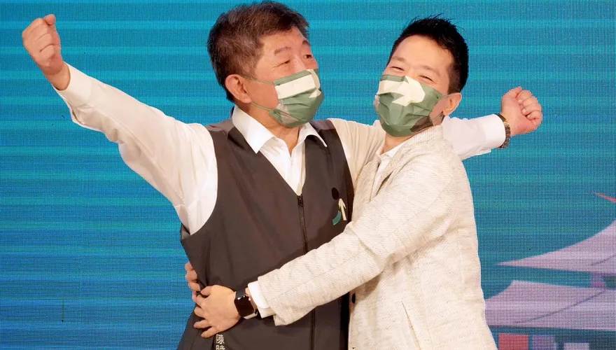 蔡英文震怒「何志偉」亂丟陳時中砂畫　柯建銘表態清理門戶！