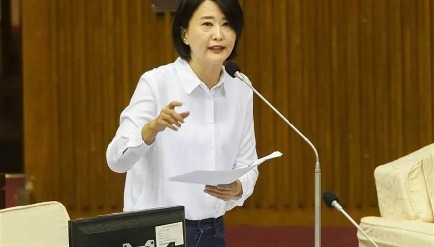 高端遭爆與中資合作 王鴻薇曝周玉蔻、李秉穎「噁心雙標」反應　點名他道歉