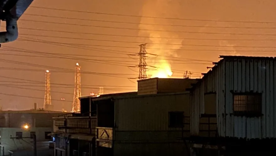 影/中油高雄大林廠爆炸　當地居民怒嗆：大林蒲不遷村就請遷廠