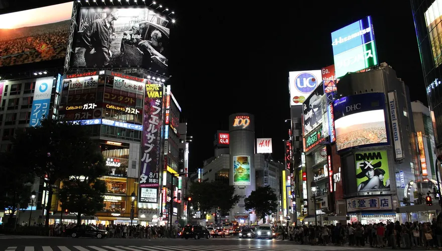 影/睽違3年日本澀谷萬聖夜料迎大量人潮　警力大規模戒備