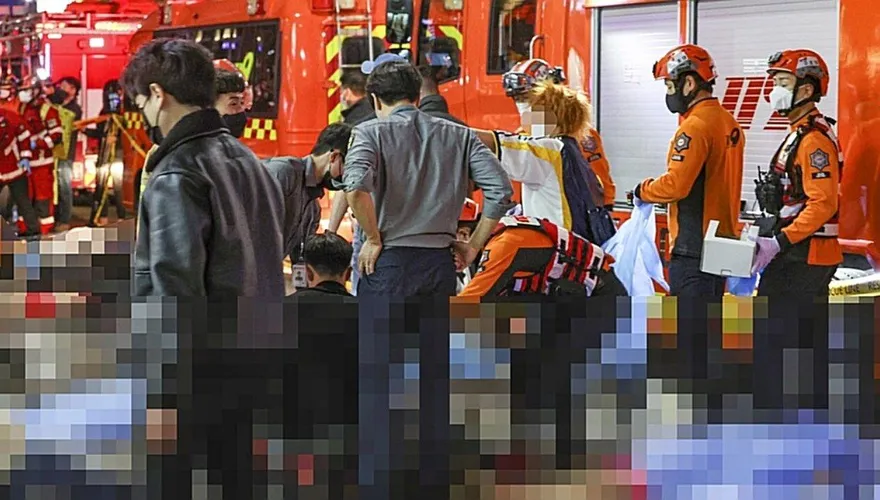梨泰院10萬人踩踏/韓官方證實120人死100傷...目擊者還原現場崩潰：有人身體破碎