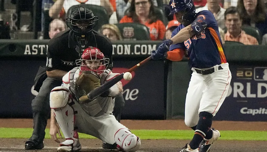 影/ MLB世界大賽第2戰　太空人主場回神扳平戰局