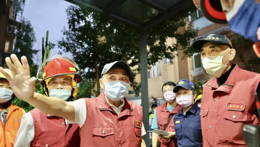 梨泰院10萬人踩踏/新北耶誕城人數議題成焦點！侯友宜強調：沒有安全就沒有一切