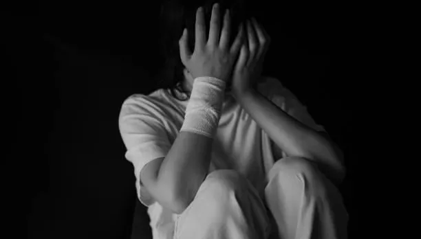 色男撿屍醉OL得逞！食髓知味2度尾隨猥褻　女被蹭「喚起記憶」怒告