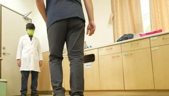 醫學突破！老翁半小時揪出巴金森氏症「步態凍僵」