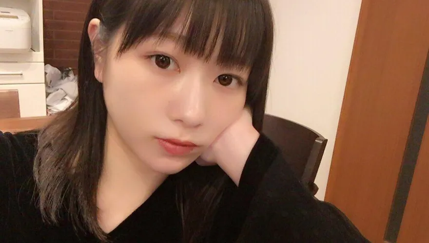 曾和綾野剛壞壞…24歲偶像爆「不倫已婚企業家」還飛美國、杜拜爽玩　日媒：是知三當三