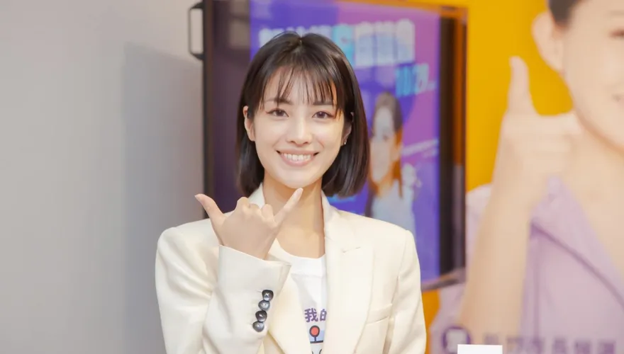 林楚茵也曾自曝立委薪水捐民進黨！高虹安正妹發言人大反擊