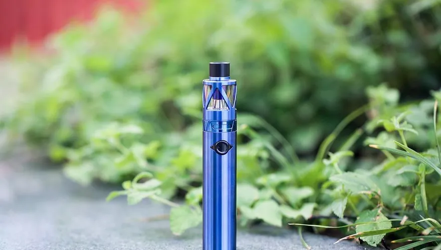 網路買糖果送來的卻是「電子菸」？！衛生局：電子煙賣家隱匿其中