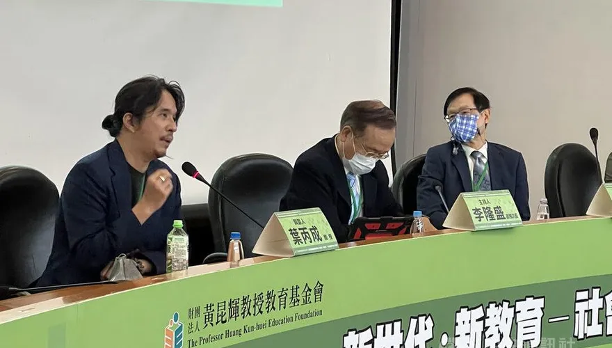 家長嚴管孩子用3C 學者：上大學才解禁更易沉迷