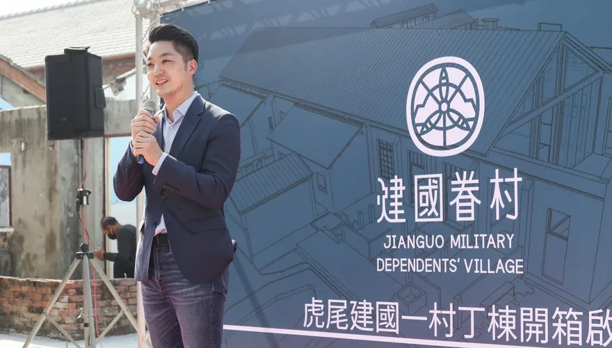 蔣萬安辭立委後最新萬人民調曝光！網友狂讚太「高招」　民進黨怎麼不敢辭？