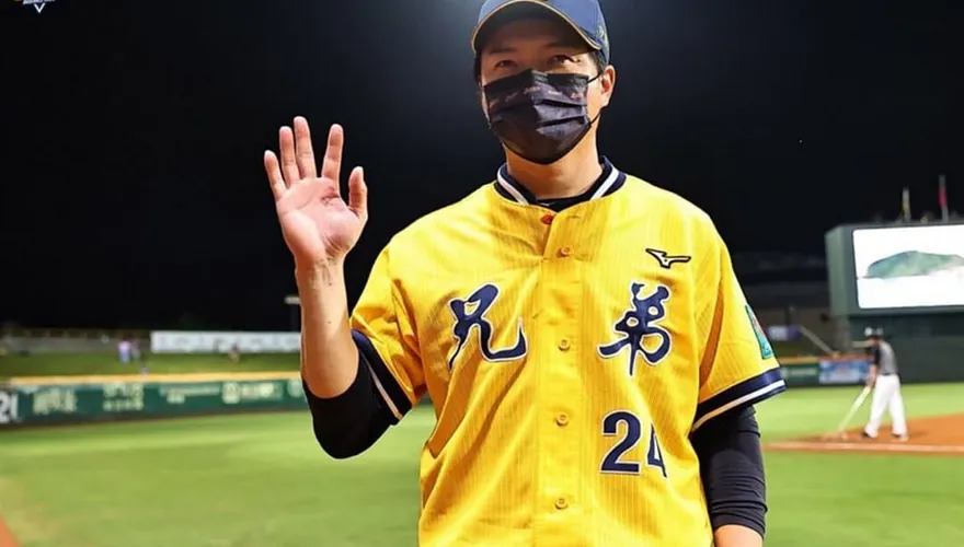 中職教頭第一人！林威助總冠軍賽帶兵8連勝　率領兄弟隊完成2連霸