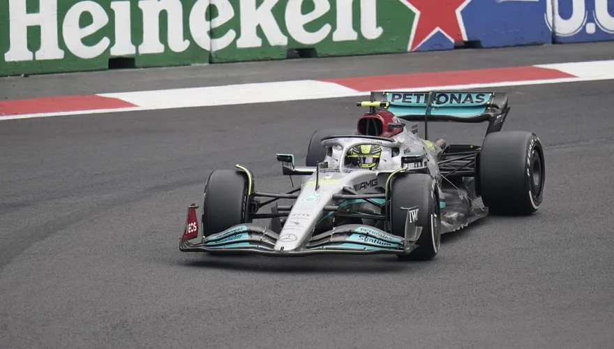 酸民退散！F1官方社群啟動AI　網路暴力掰掰