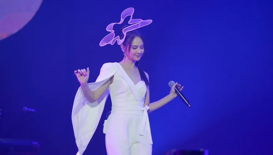 郭靜宣布最後一次演出！  哭到唱不出來淚謝粉絲