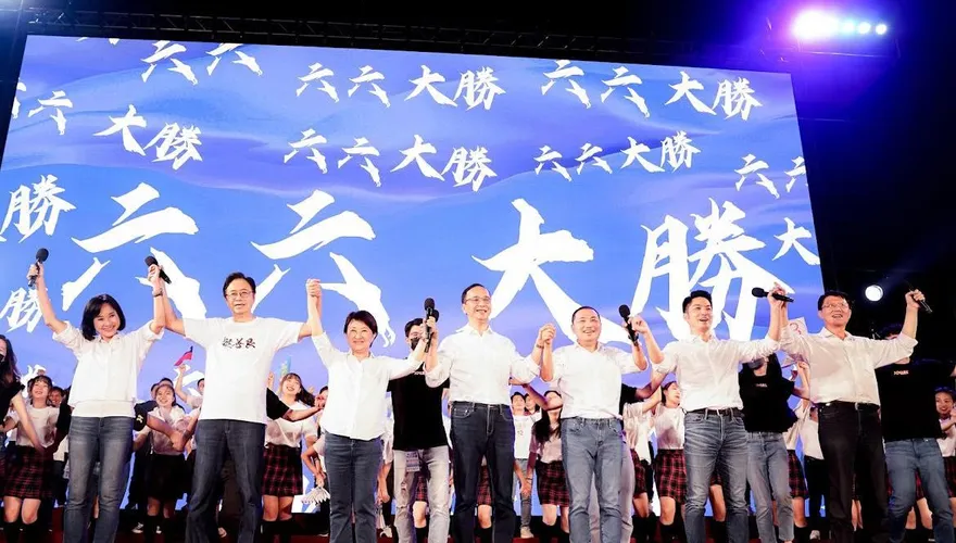 藍軍六都聯合大造勢　媒體人曬「一張照片」驚呼：「他」必將大贏！