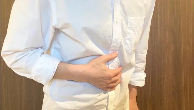 胃不舒服要怎麼吃？醫曝進食策略　避免這些食物