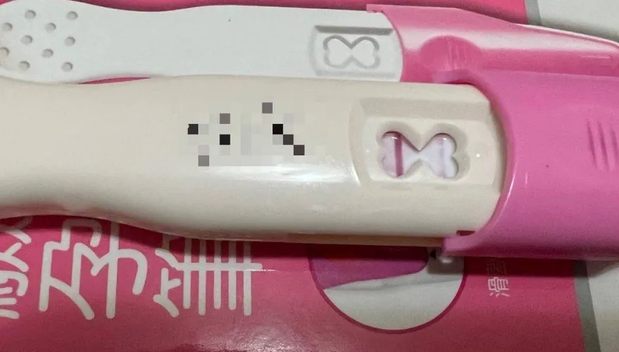 男拿驗孕棒快篩「2條線」！醫證實：可能是「這癌症」！