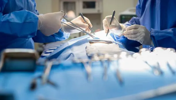 38歲女遇恐怖密醫！躺床摘子宮　醒來傻眼：2顆腎不見了…