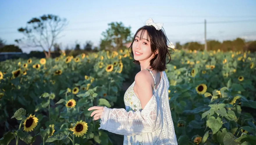 網路瘋傳正妹里長宣傳照　本尊出面說明了