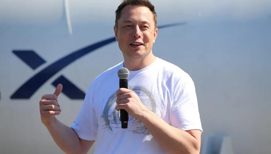 NASA月球任務恐排除SpaceX　馬斯克開酸代理局長「最大成就是爬樹」
