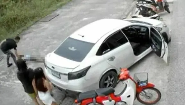 寂婦抓包尪爽玩3女！她氣開直播抓姦　老公揮拳「槍走火」…子彈卡頭顱亡
