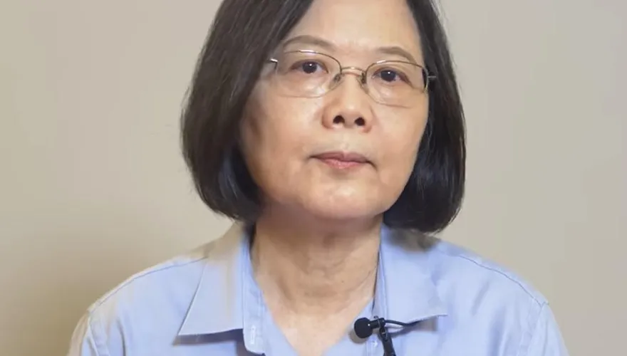 馬英九穩定兩岸遭綠委批最差總統　她反嗆：蔡英文做不到「更差！」