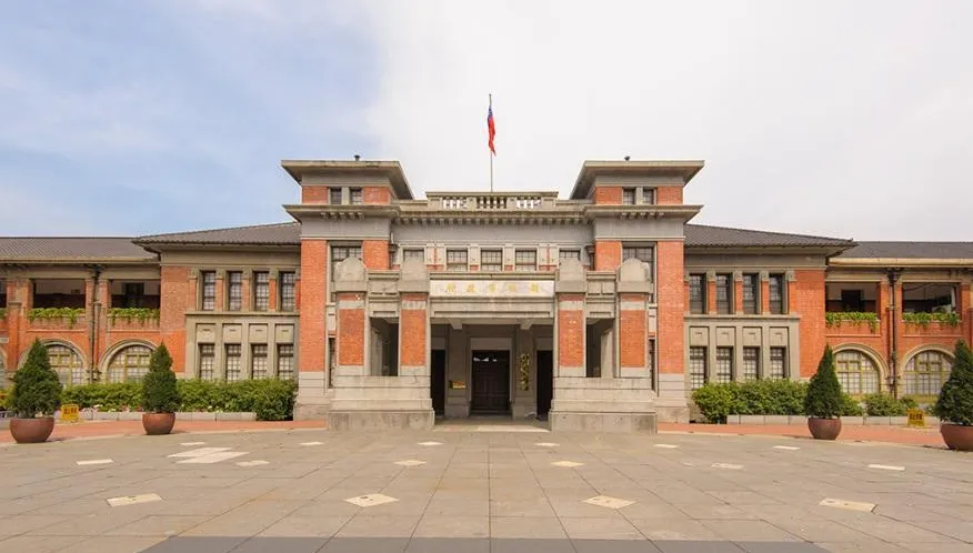 柯文哲認「違法買農地當遊覽車停車場」！新竹市說話了
