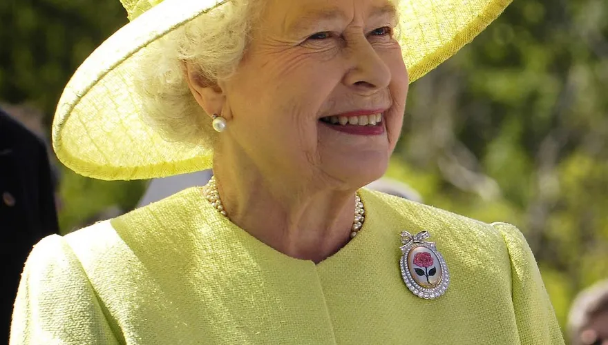 英女王死因並非「年老」！新書曝女王生前最後秘密