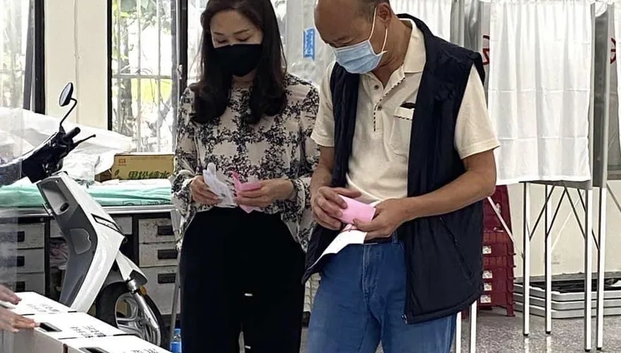 「辣個男人」回雲林投票　臉書提醒「還沒投票的朋友快來」
