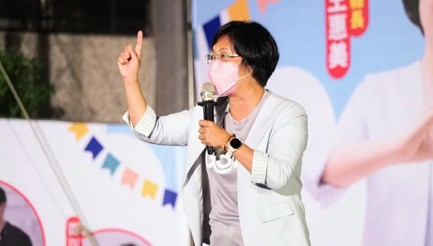 快訊/王惠美拚彰化縣長連任！遙遙領先對手黃秀芳　即將抵競總