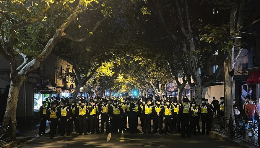 上海街頭現反封控抗議！胡錫進：民眾有表達意見權利　籲保持清醒勿被外部力量劫持