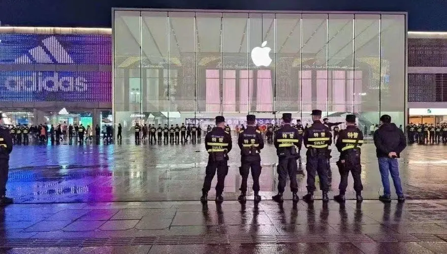 這檔股價連收29根跌停！老闆無預警失蹤　27萬投資人欲哭無淚